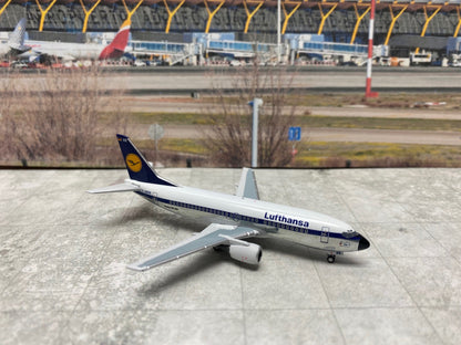 *1/400 Lufthansa B 737-300 Miniature Models M4LH733B
