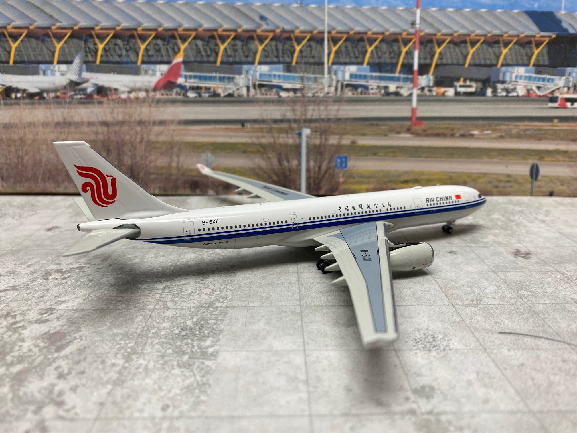 *1/400 Air China A330-200 