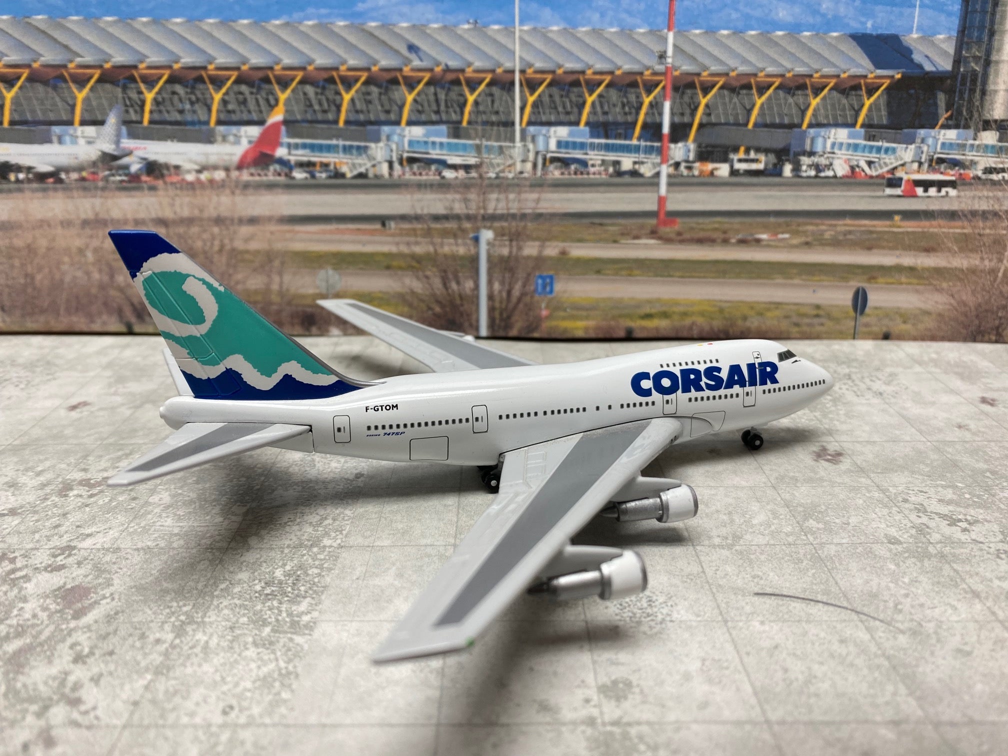 *1/400 Corsair B 747SP Gemini Jets GJCRL063