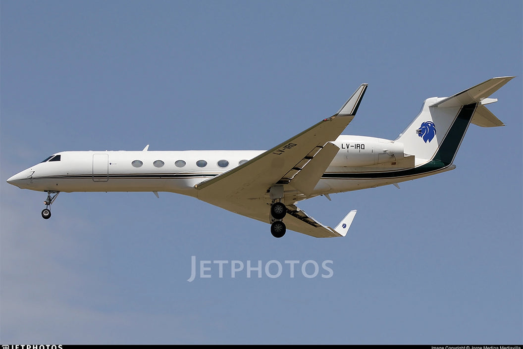 * 1/200 Private Gulfstream G550 (Lionel Messi's Private Jet) NG Models 75018