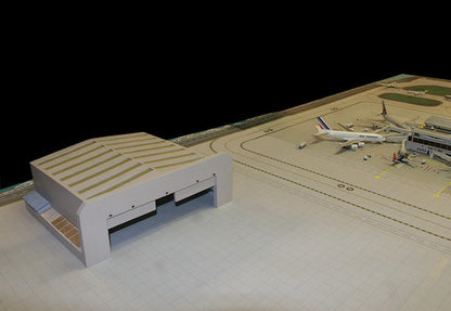 1/400 Wide-Body Airport Hangar Gemini Jets GJWBHGR2 *Missing styrofoam protection*