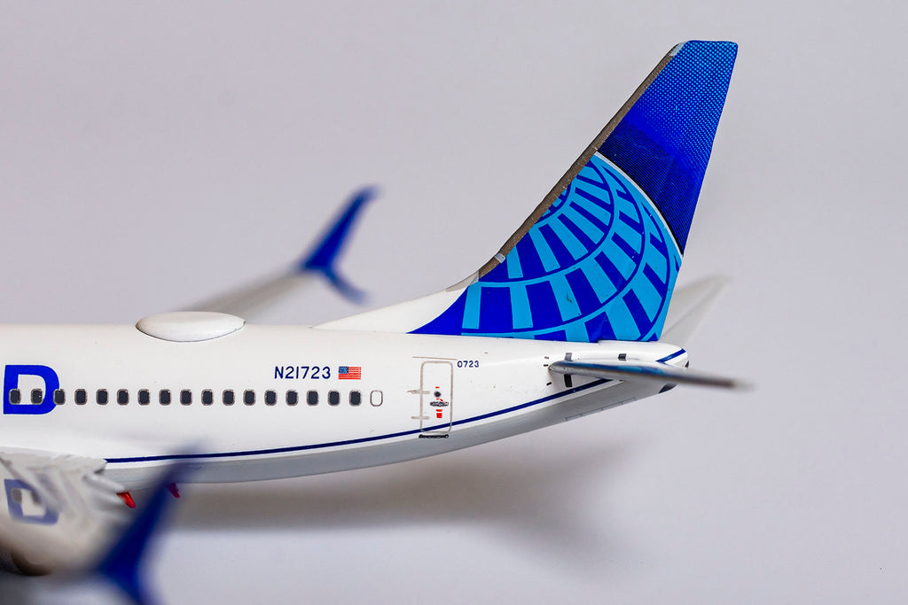 1/400 United Airlines B 737-700/w NG Models 77003