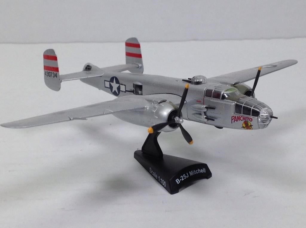 1/100 US Army B-25J Mitchell *Comes with Stand, No-Box* Daron Postage Stamp 430734