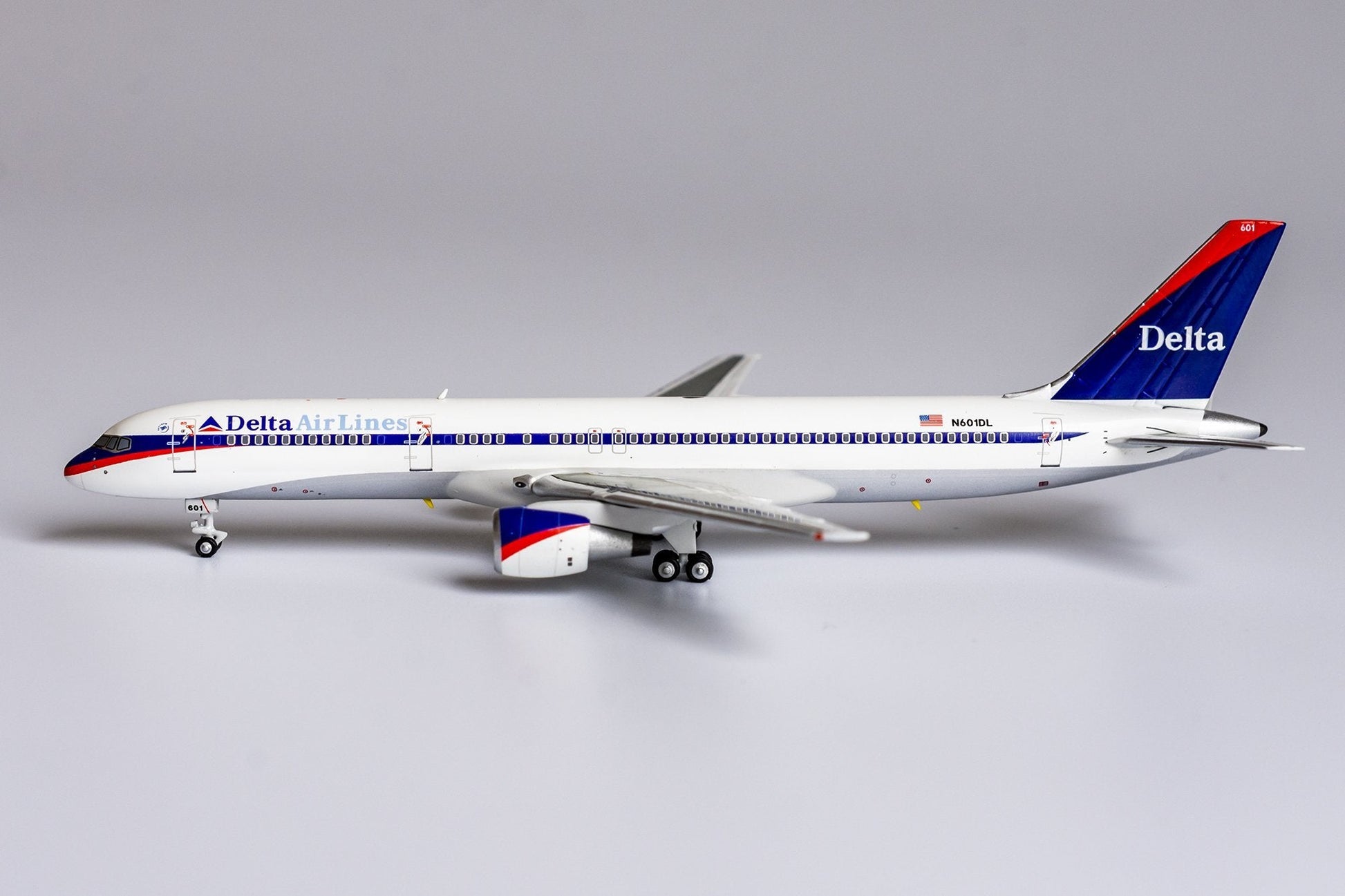 *PREORDER* 1/400 Delta Airlines B 757-200 NG Models 53170 - Midwest Model Store